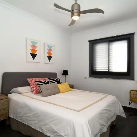 Vakantiehuis Cozy Holiday Puerto Del Carmen With Swimming Pool *