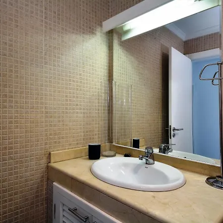 Cozy Holiday Puerto Del Carmen With Swimming Pool بيت للعطل *